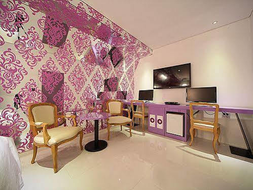 Sinchon Hotel Gaeul Сеул Екстер'єр фото